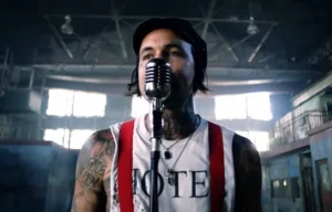 Yelawolf w singlu Punk