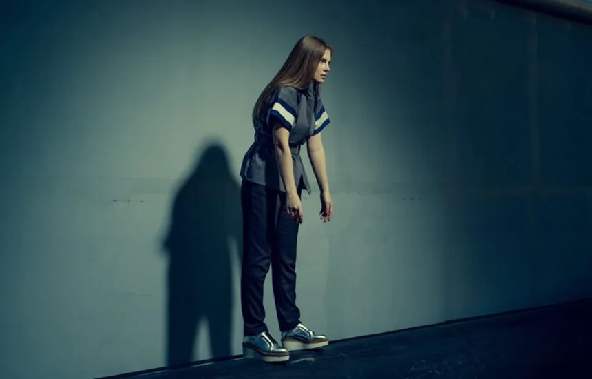 Julia Marcell Skull Echo