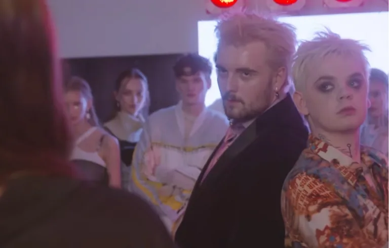 Bedoes w klipie Vogue