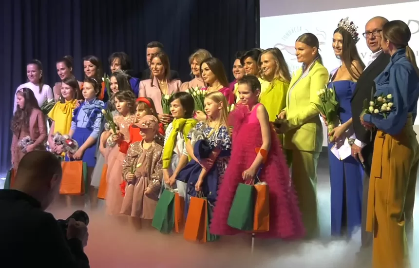 Charytatywny Pokaz Mody Dzieci Dzieciom