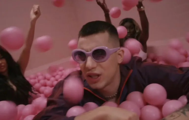 Żabson prezentuje teledysk Sexoholik