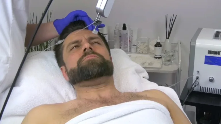 Grzegorz Czepułkowski w SC Beauty Clinic pokazuje jak spędzić Walentynki