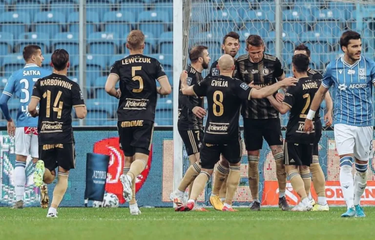 Lech Legia 0 1