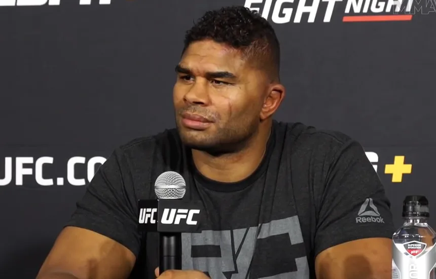 Alistair Overeem mistrzowski pas UFC