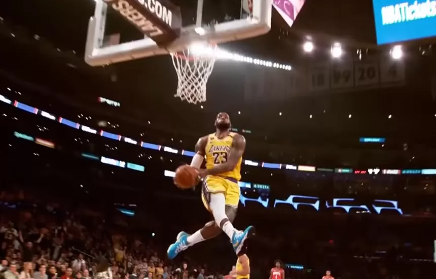 100 najlepszych wsadów NBA