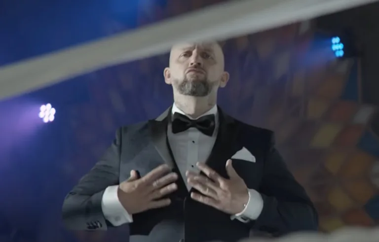 Peja prezentuje klip do Michael Buffer