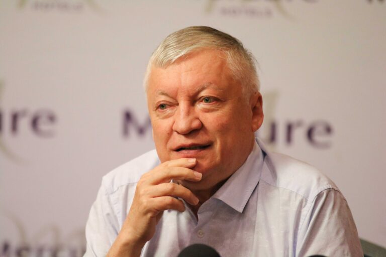 Anatolij Karpow w Warszawie