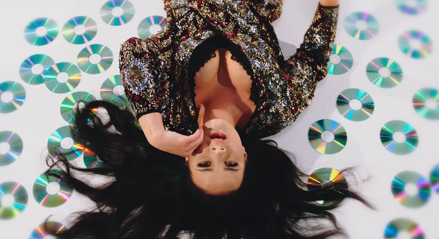 Fot. kadr z klipu Magdalena Piech - Milion spojrzeń