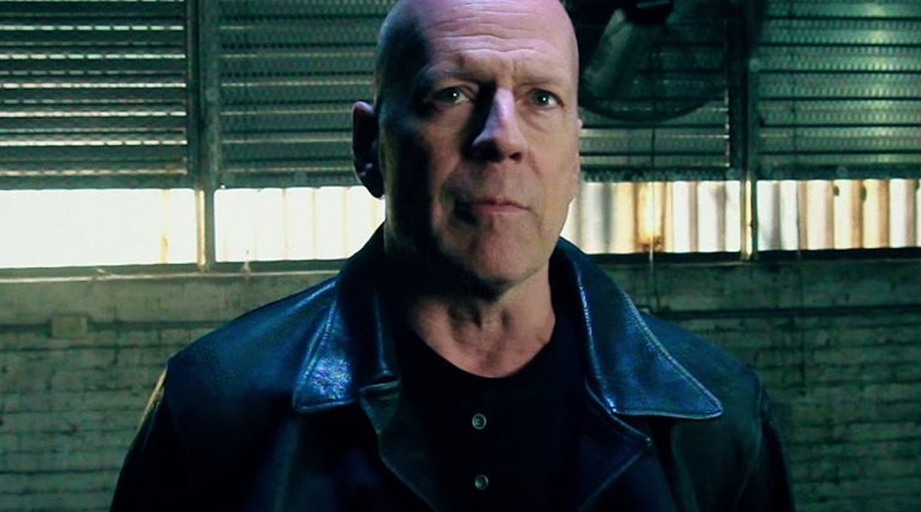 Bruce Willis, fot. kadr z filmu "Odwet"