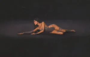 Madison Beer Life Support