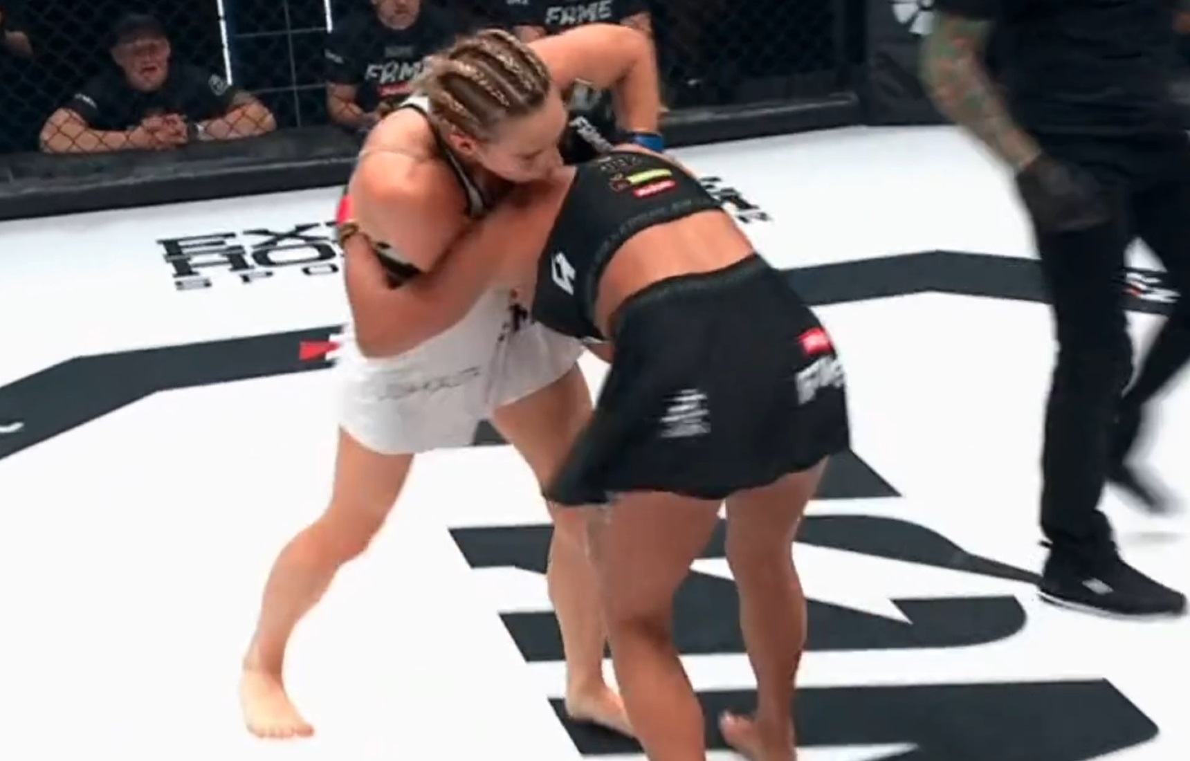 Way of Blonde ANNA IFBB