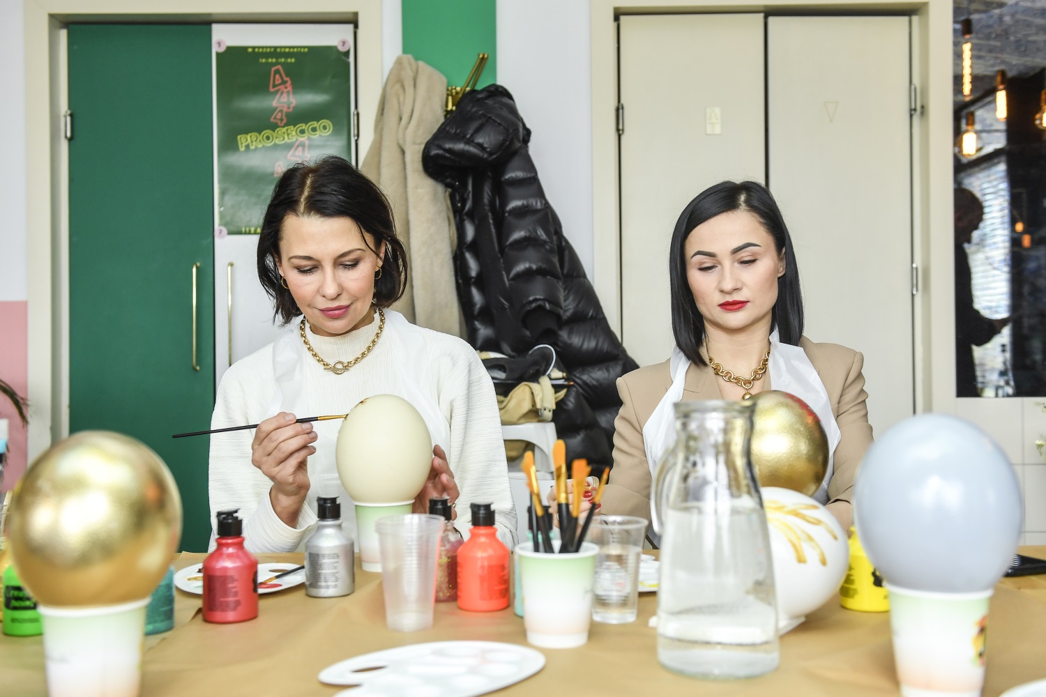 Charytatywne malowanie wielkanocnych jaj