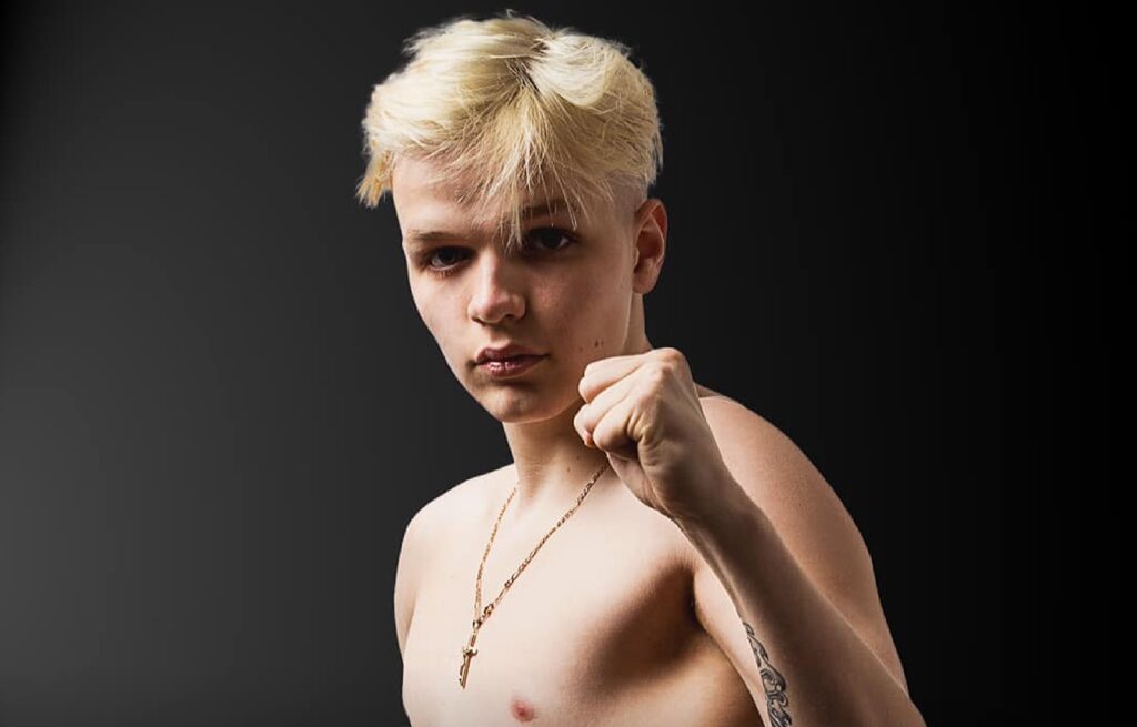 Młody Czuux High League