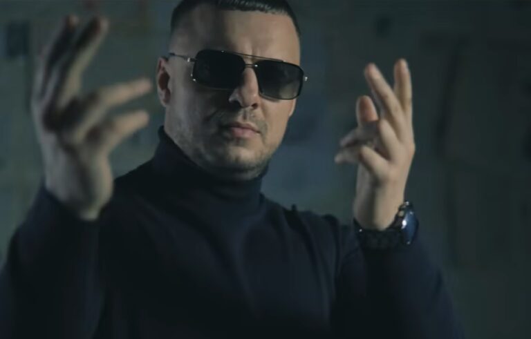 Rest Dixon37 Świat nad głową