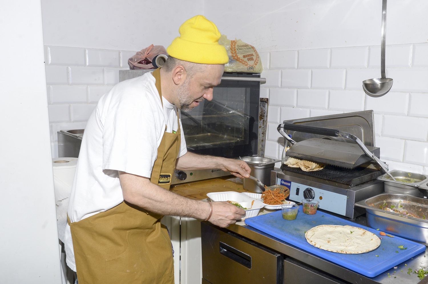 Vienio gotuje w Kuchni Konfliktu