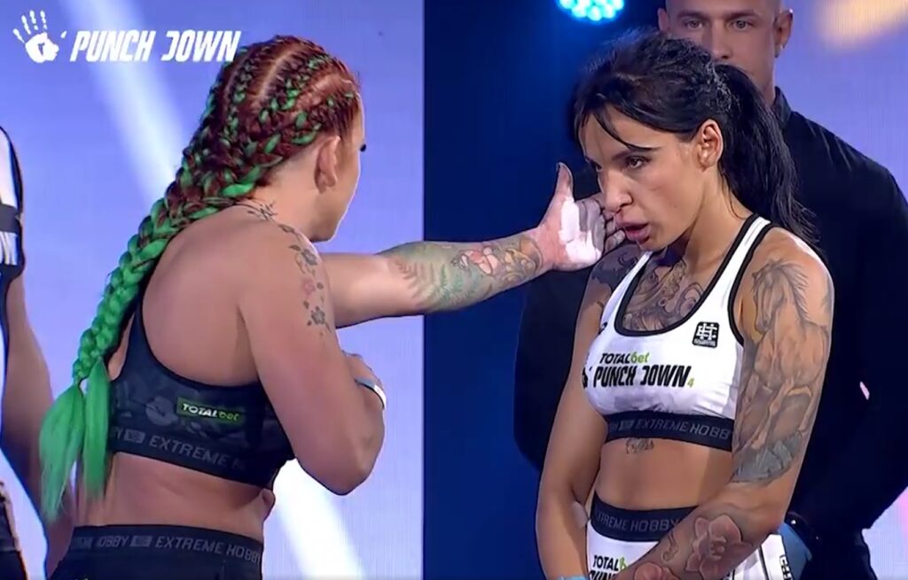 Walka kobiet na PunchDown 4