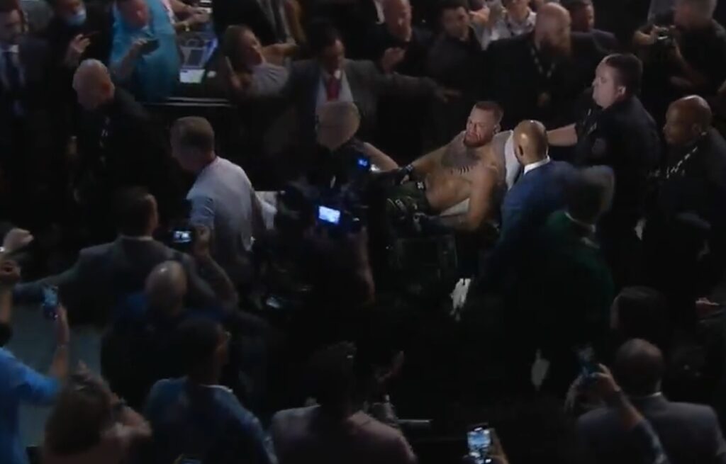 Conor McGregor złamał nogę