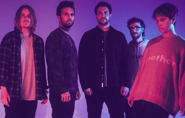 Nothing But Thieves Moral Panic