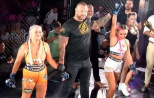 Izabela Kisio przegrywa w MMA