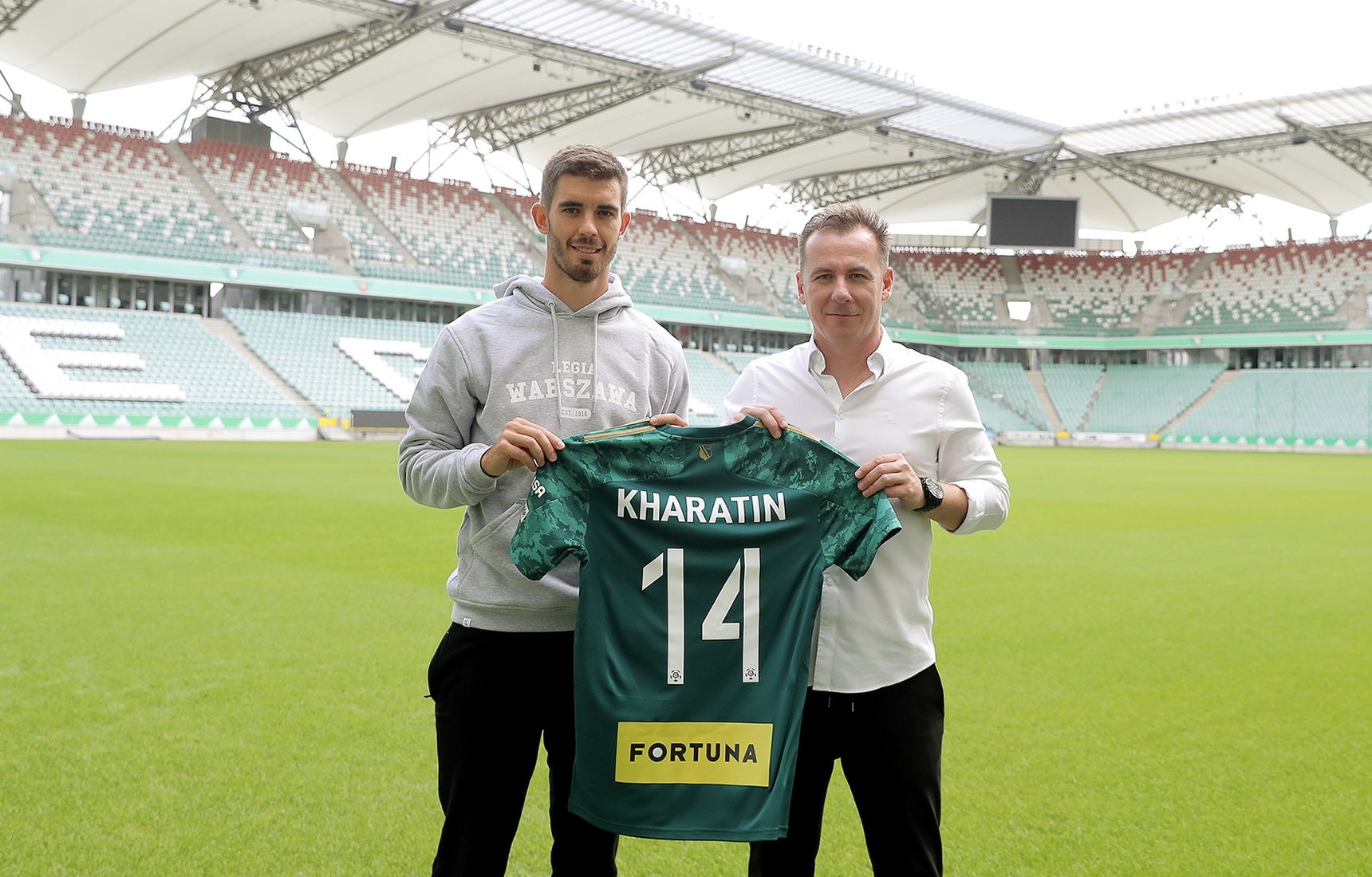 Ihor Kharatin podpisał kontrakt