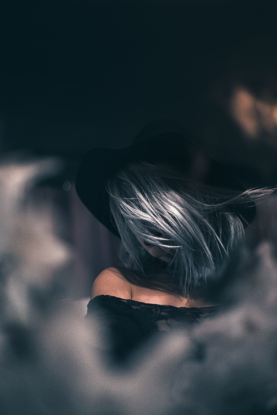 Jak zafarbować włosy na srebrno