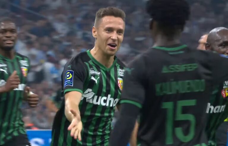 Przemysław Frankowski strzela fenomenalną