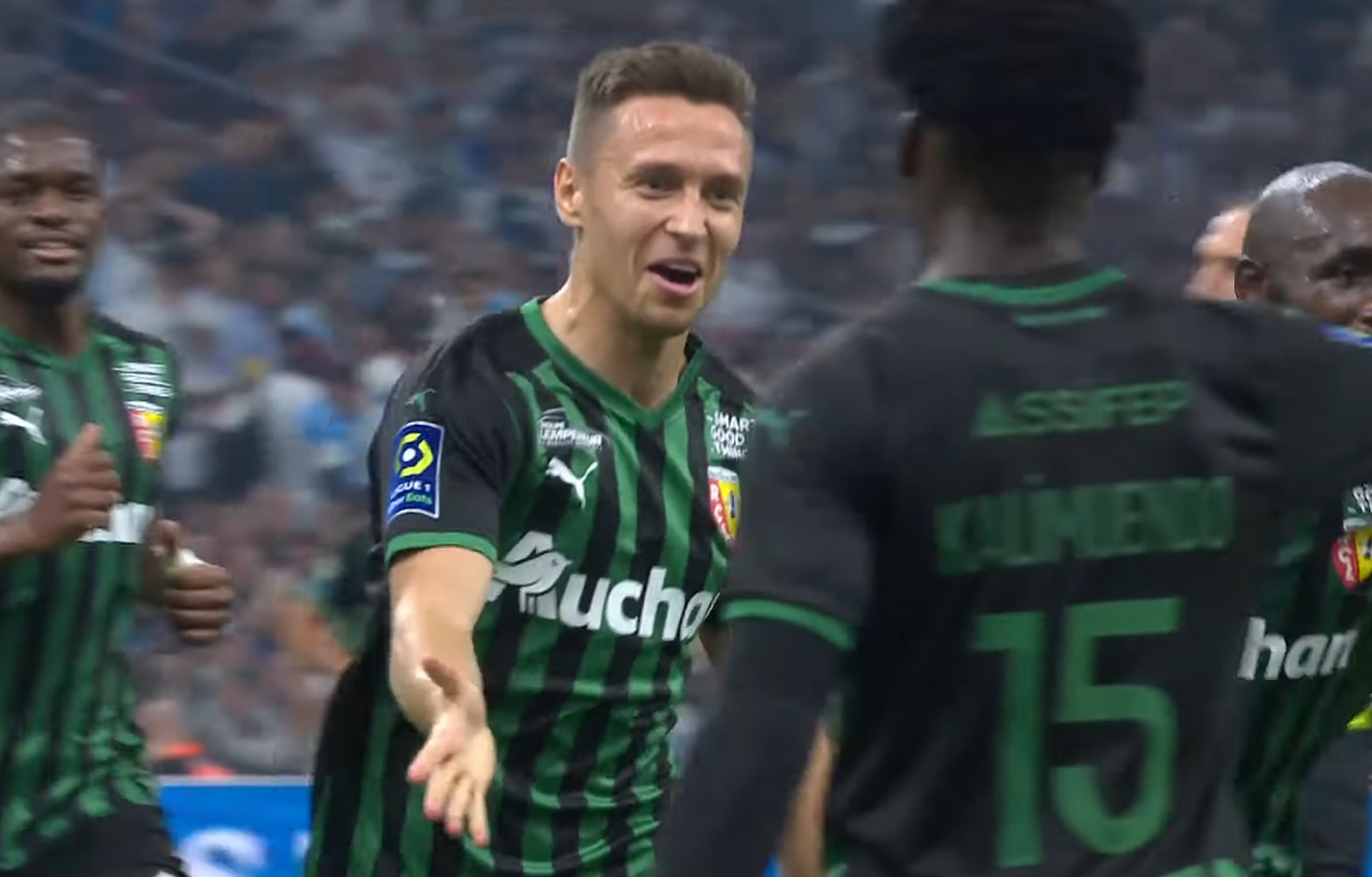 Przemysław Frankowski strzela fenomenalną