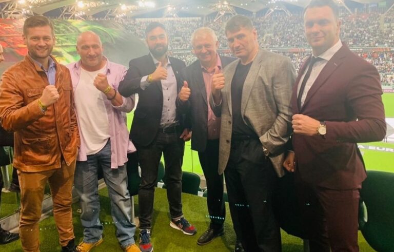 Marcin Najman Albania