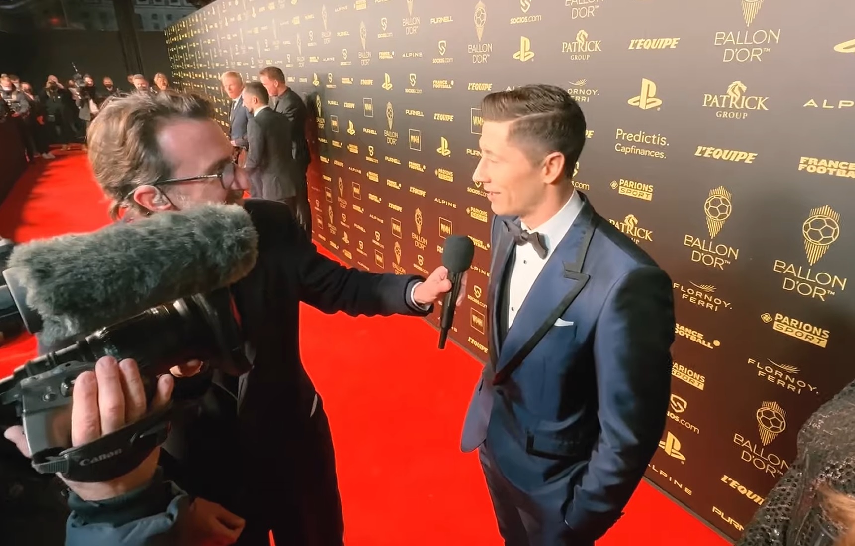 20211130_ballondor Lewandowski po gali Złotej Piłki