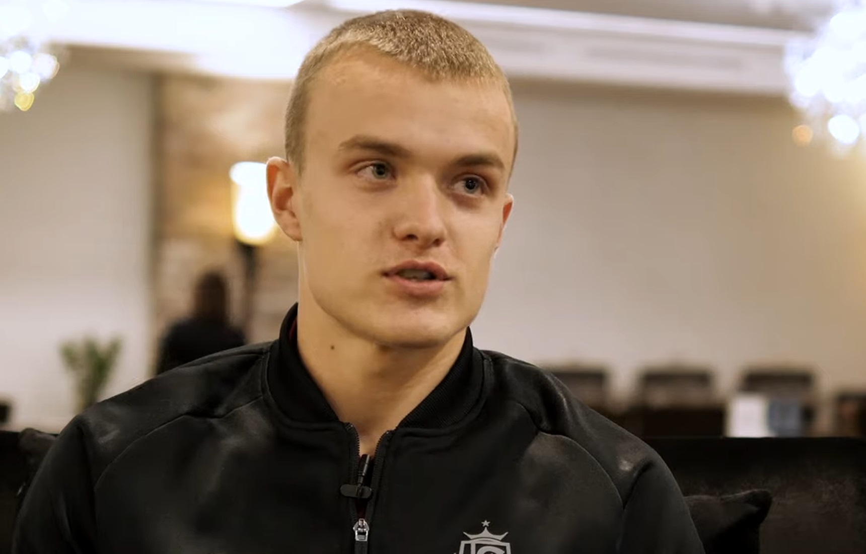 20211204_siquet SC Freiburg Hugo Siquet