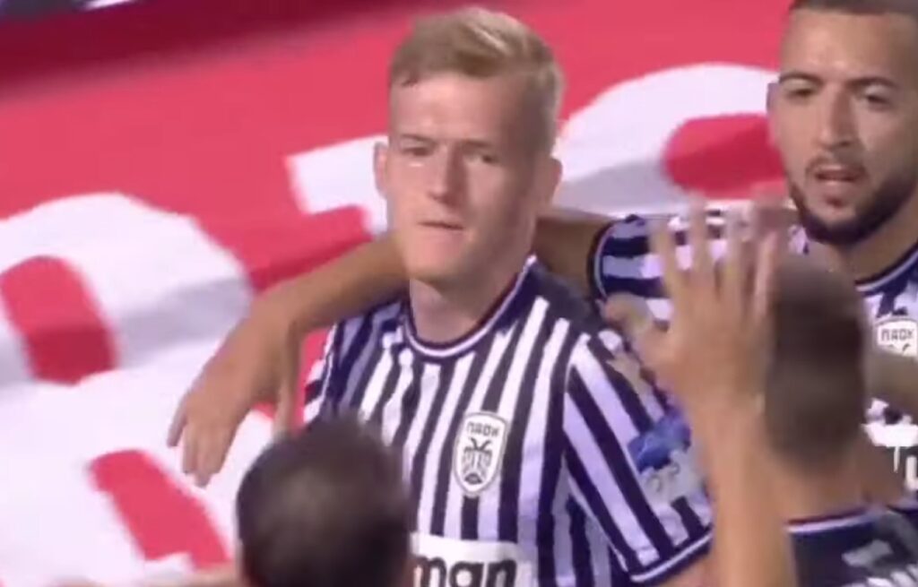 Bramka Karola Świderskiego PAOK