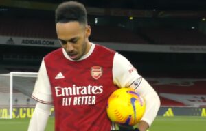 Pierre-Emerick Aubameyang kapitan