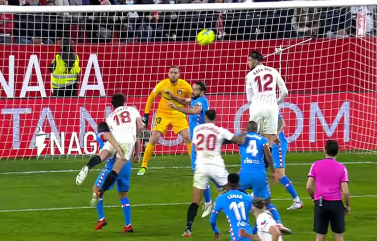 Atlético Lucas Ocampos