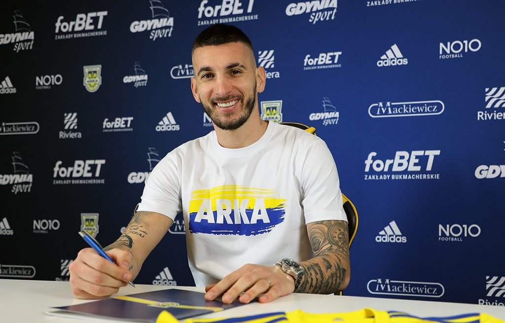 Gordan Bunoza piłkarzem Arki