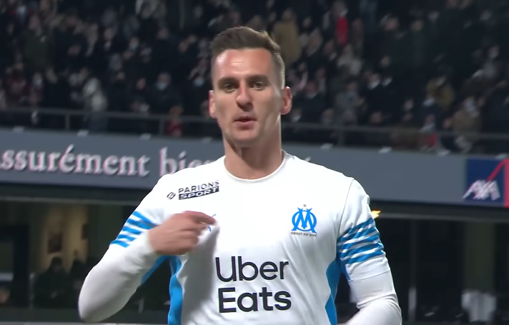 Arkadiusz Milik przewrotka Metz