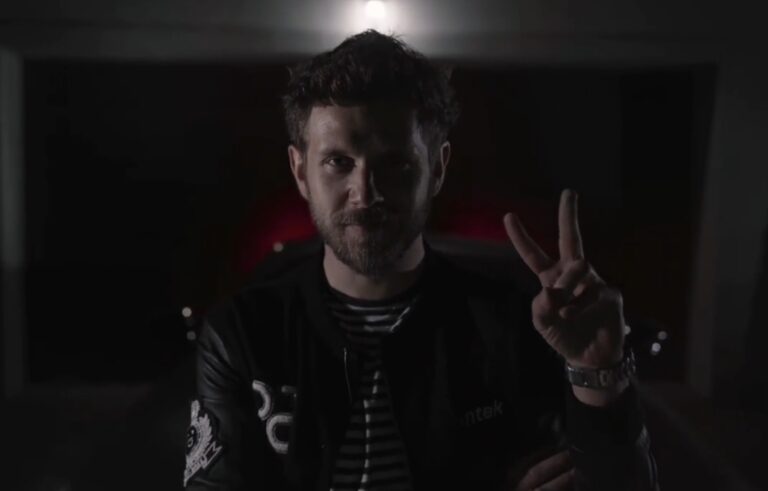 Antek Królikowski Royal Division