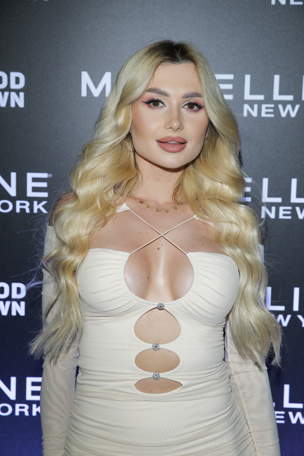 Gwiazdy mediów społecznościowych