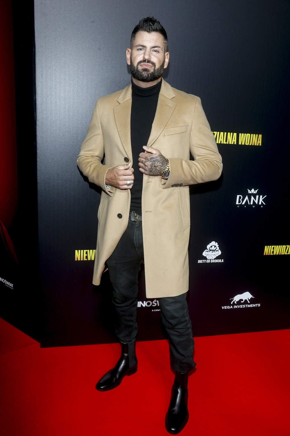 Wojciech Gola Niewidzialna wojna