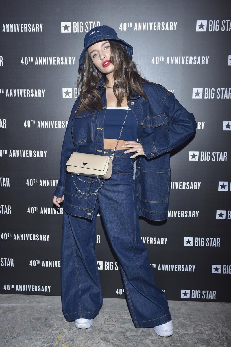 Julia Wieniawa Big Star