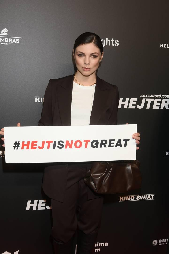 Sala samobójców hejter premiera