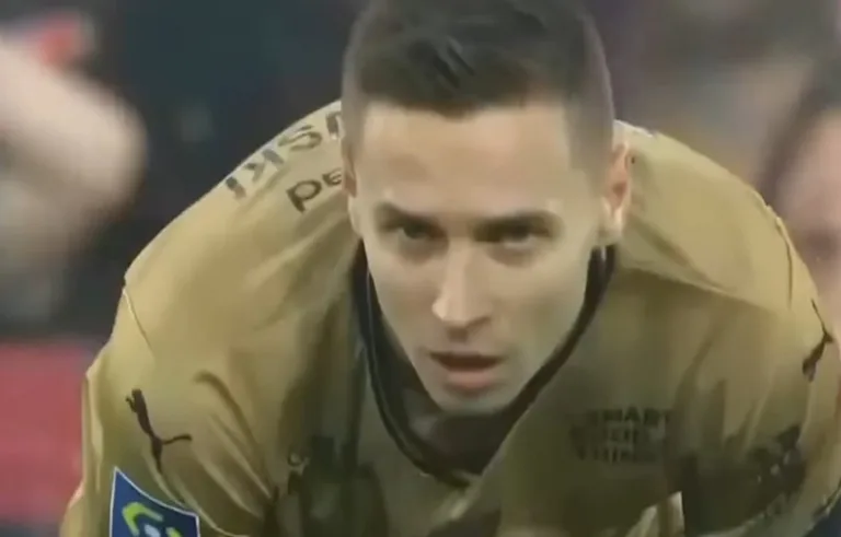 Gol Frankowskiego Lens