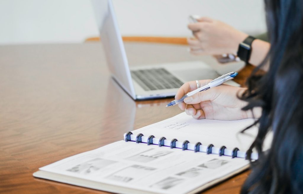 prowadzenie ksiąg rachunkowych