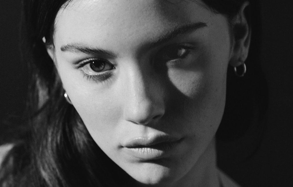 Gracie Abrams debiutancki album