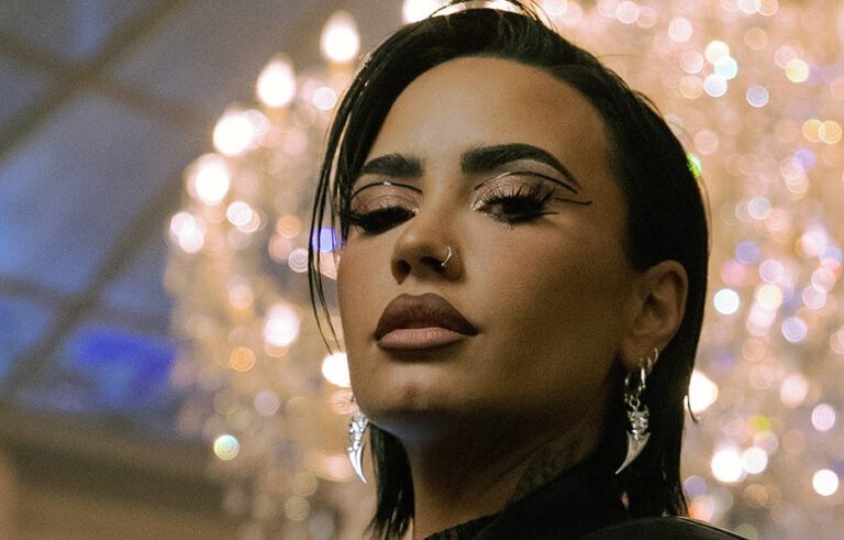 Demi Lovato Stil Alive