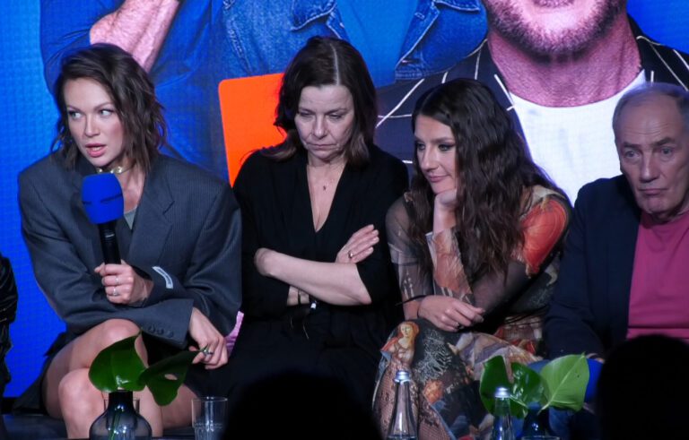 LOL Kto się śmieje ostatni premiera