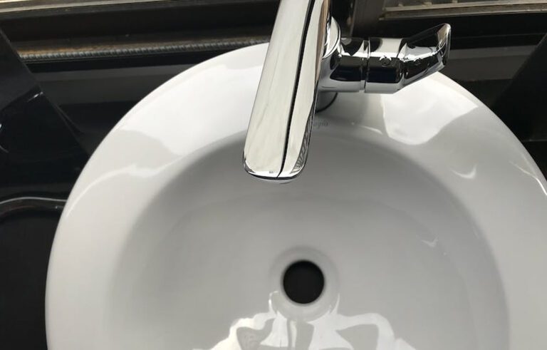 Jaką umywalkę wybrać