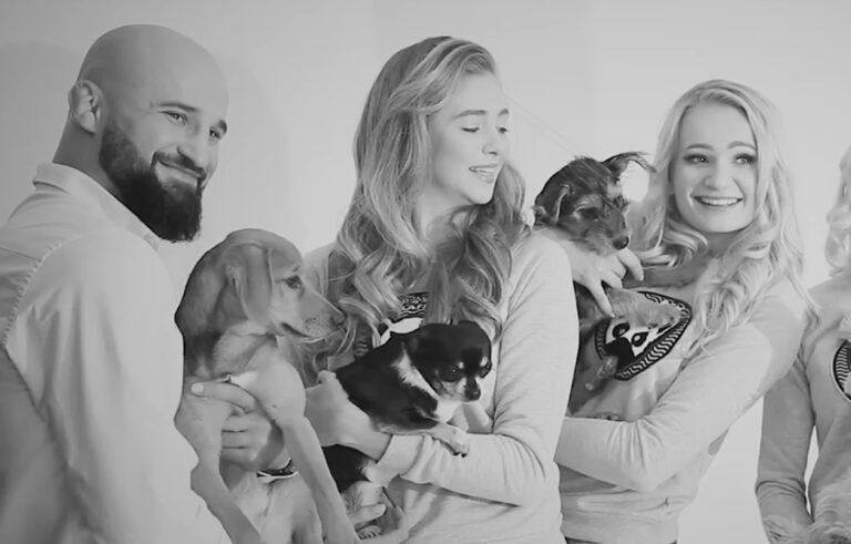 Charytatywny Kalendarz Gwiazd Angeliki Wątor