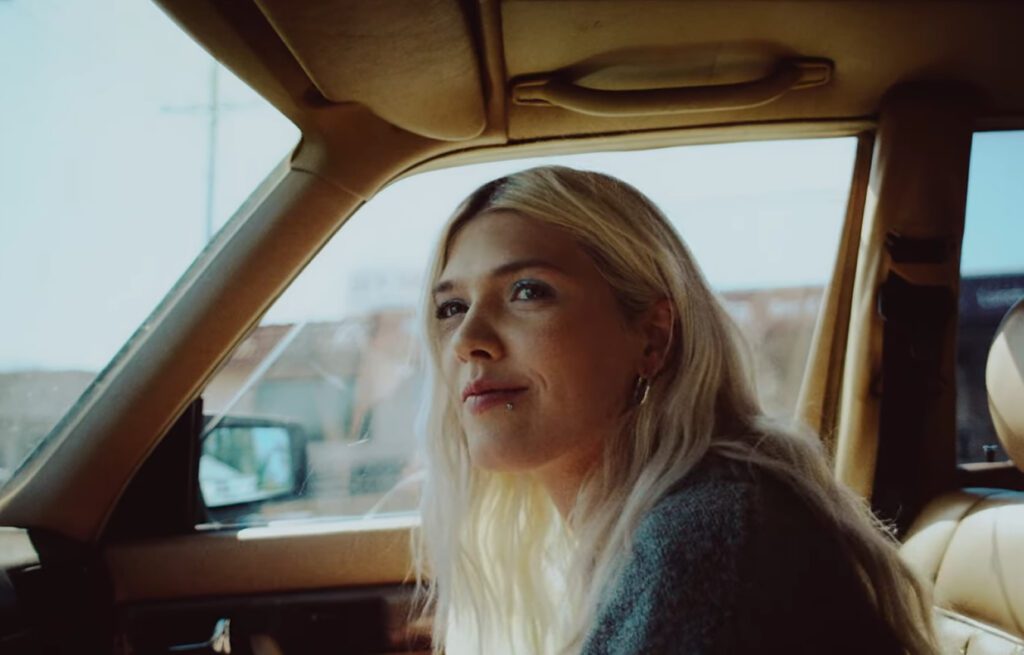 Daria Zawiałow Fifi Hollywood