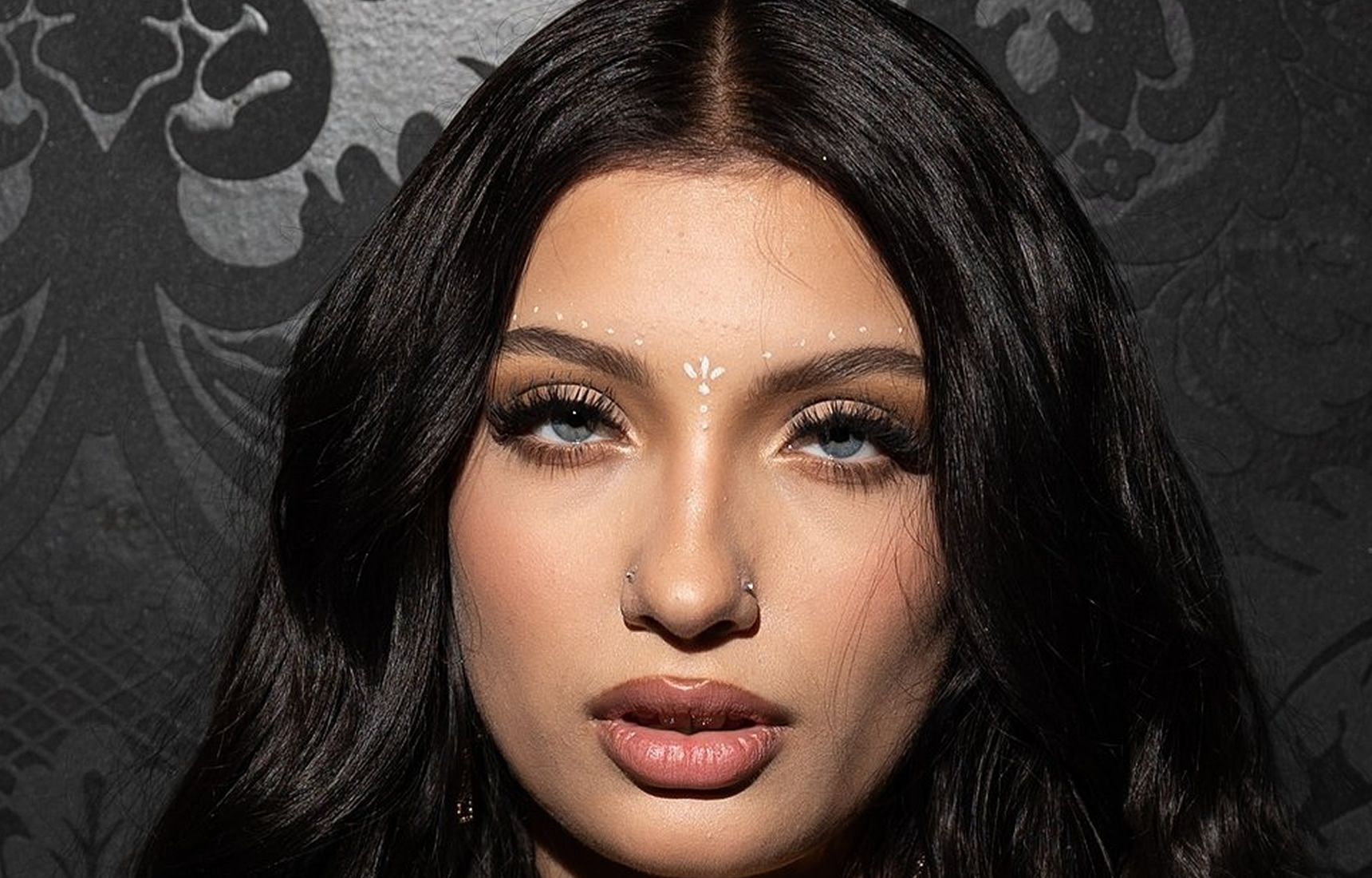 Viki Gabor Stop Playing Games