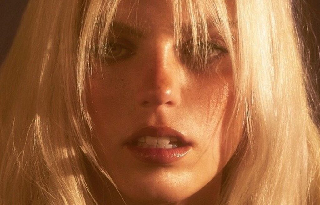 Reneé Rapp Snow Angel